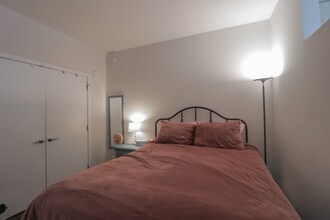 1550 Harry Thomas Way NE in Washington, DC - Foto de edificio - Building Photo