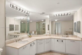 510 NW 84th Ave, Unit 423 in Plantation, FL - Foto de edificio - Building Photo