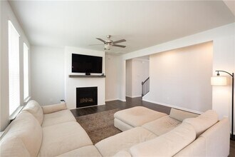 301 Rexmere Rd in Mcdonough, GA - Building Photo - Building Photo