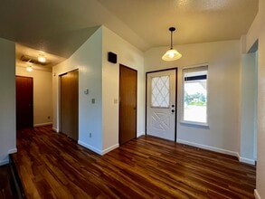 213 Donelson Ln in Yakima, WA - Building Photo - Building Photo