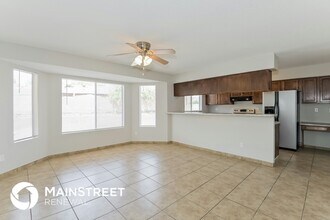 1715 W Holly Oak Dr in Tucson, AZ - Building Photo - Building Photo