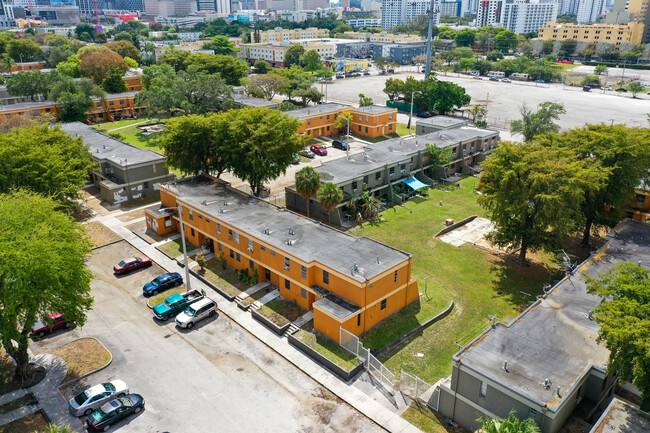 Culmer Place II in Miami, FL - Foto de edificio - Building Photo