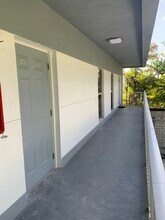 3225 N Andrews Ave, Unit 4 in Fort Lauderdale, FL - Foto de edificio - Building Photo