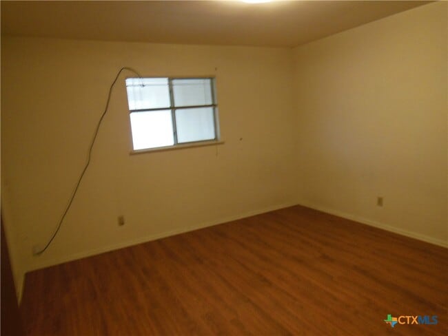 507 Buttercup Ln