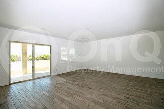 10131 W Camino De Oro in Peoria, AZ - Building Photo - Building Photo