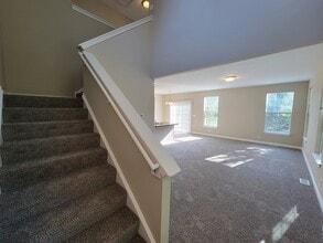 63 Melrose Ct in South Elgin, IL - Building Photo - Building Photo