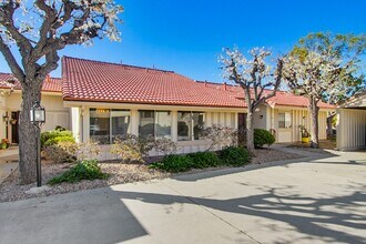 17440 Plaza Cerado, Unit 71 in San Diego, CA - Building Photo - Building Photo