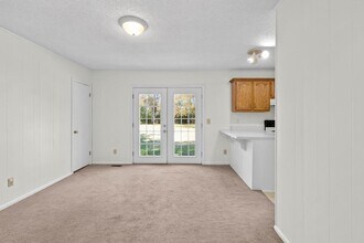 219 Edgewood Dr in Jacksonville, NC - Building Photo - Building Photo