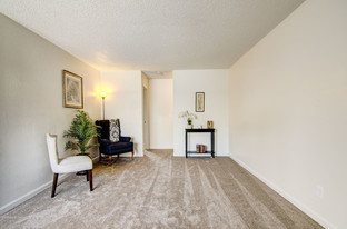 Florin Woods Apartments