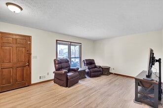 10312 Going Ct in Louisville, KY - Building Photo - Building Photo