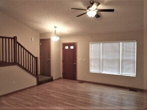 2661 Spring Grove Ave in Lancaster, OH - Building Photo - Building Photo