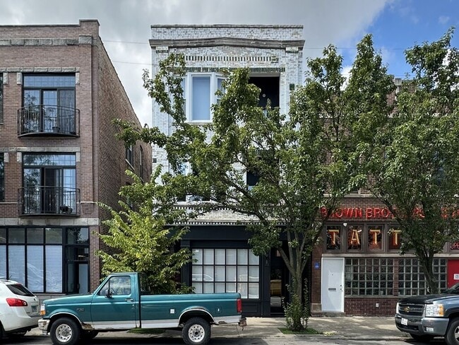 property at 908 N California Ave