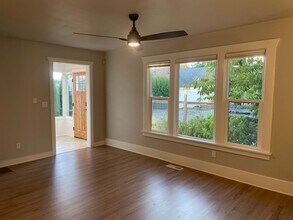 5958 44th Ave S in Seattle, WA - Building Photo - Building Photo