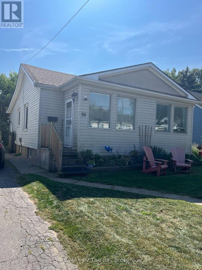 90 Grass Ave in St Catharines, ON - Building Photo - Building Photo