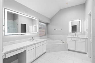 17526 Golden Glade Ln in Houston, TX - Building Photo - Building Photo