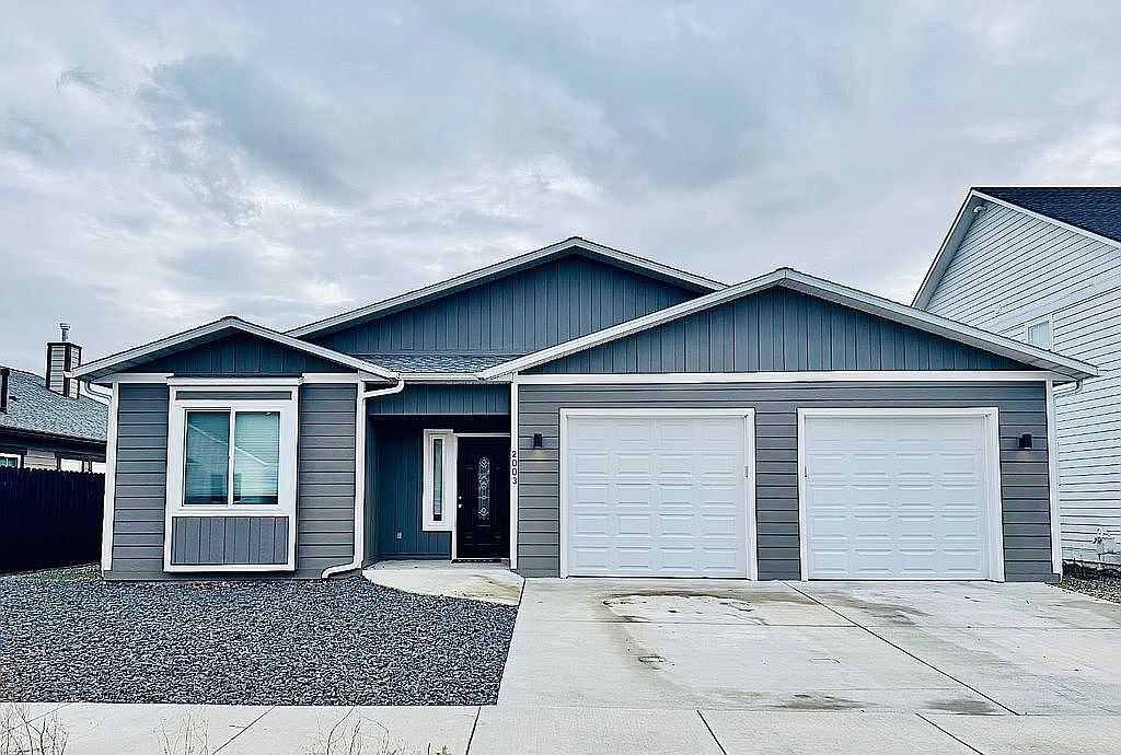 2003 Westview Dr in Moscow, ID - Foto de edificio