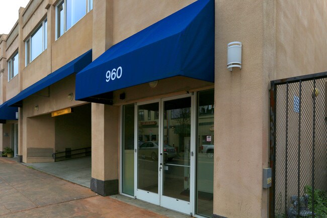 Clock Tower Apartments in San Rafael, CA - Building Photo - Building Photo