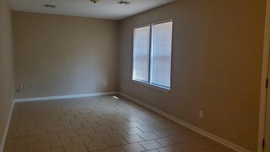 2608 E Maple Ave in Enid, OK - Building Photo - Building Photo