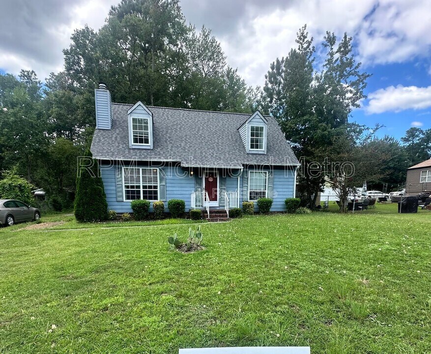 106 Marbleridge Rd in North Chesterfield, VA - Building Photo