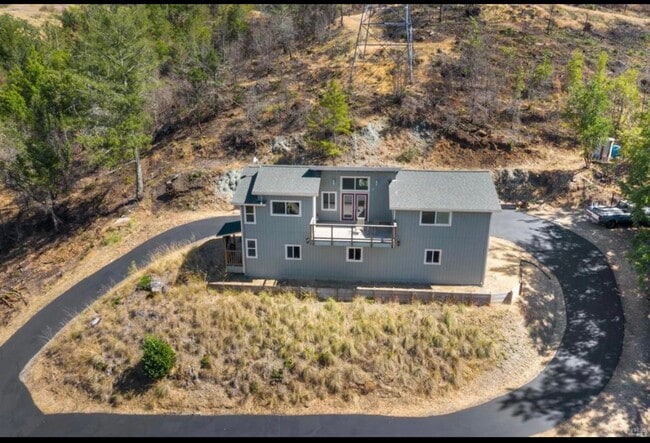 2320 Calistoga Rd in Santa Rosa, CA - Building Photo - Building Photo