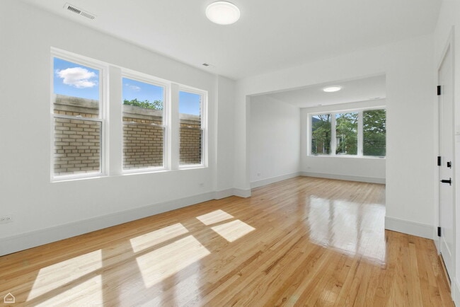 property at 1928 W 21st St