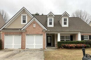 2526 Gristhaven Ln in Buford, GA - Building Photo