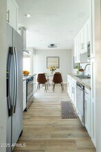 6767 N 7th St in Phoenix, AZ - Building Photo - Building Photo