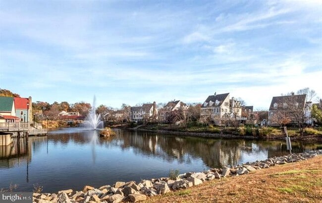 12859 Mill House Ct in Woodbridge, VA - Building Photo - Building Photo