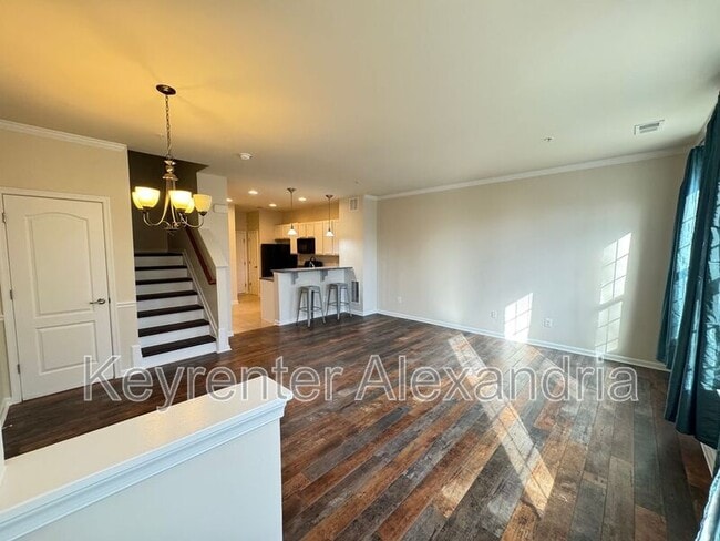 4834 Dane Ridge Cir in Dale City, VA - Building Photo - Building Photo