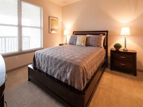 Arches at Glenridge in Sandy Springs, GA - Building Photo - Building Photo