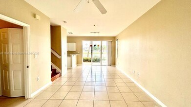 677 NW 170th Ter in Pembroke Pines, FL - Building Photo - Building Photo