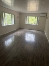 43955 Wiley Creek Rd in Sweet Home, OR - Building Photo - Building Photo