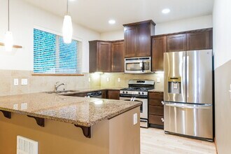 16410 1st Dr SE in Bothell, WA - Building Photo - Building Photo