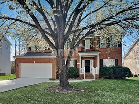 2286 Rothwood Acres Rd in Greensboro, NC - Building Photo