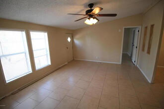1468 S Calle Anasazi in Tucson, AZ - Building Photo - Building Photo