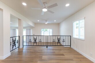 10342 Dempsey Ave in Granada Hills, CA - Building Photo - Building Photo