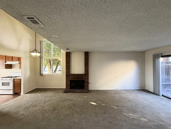 510 Silverwood Ave in Upland, CA - Building Photo - Building Photo