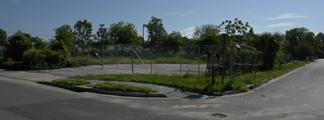 1325 NW 3rd Ave in Gainesville, FL - Building Photo - Building Photo