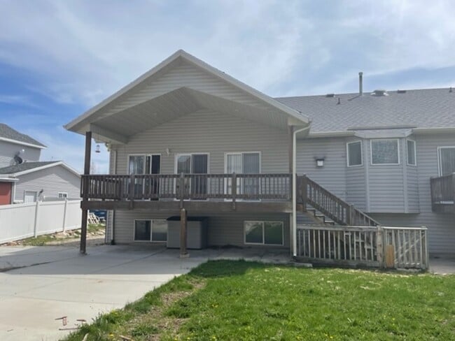 4770 Patio Spgs Cir in Eden, UT - Building Photo - Building Photo