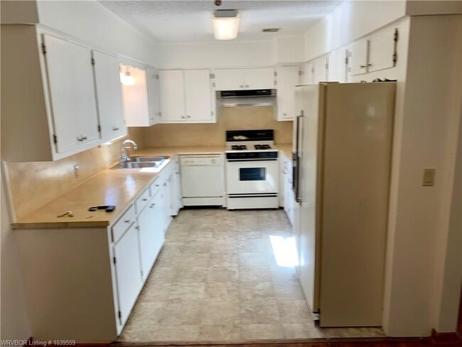 109 Witteville Rd in Poteau, OK - Building Photo - Building Photo