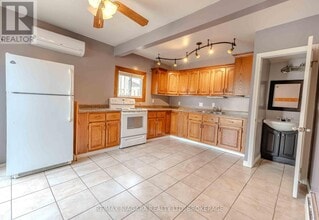 8 Garner Ave in Welland, ON - Building Photo - Building Photo