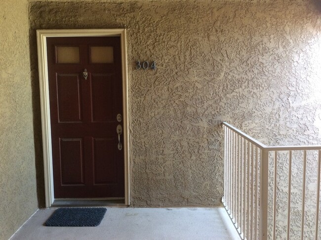 2500 San Gabriel Way in Corona, CA - Building Photo - Building Photo