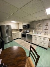 65 Hard Hill Rd in Woodbury, CT - Building Photo - Building Photo