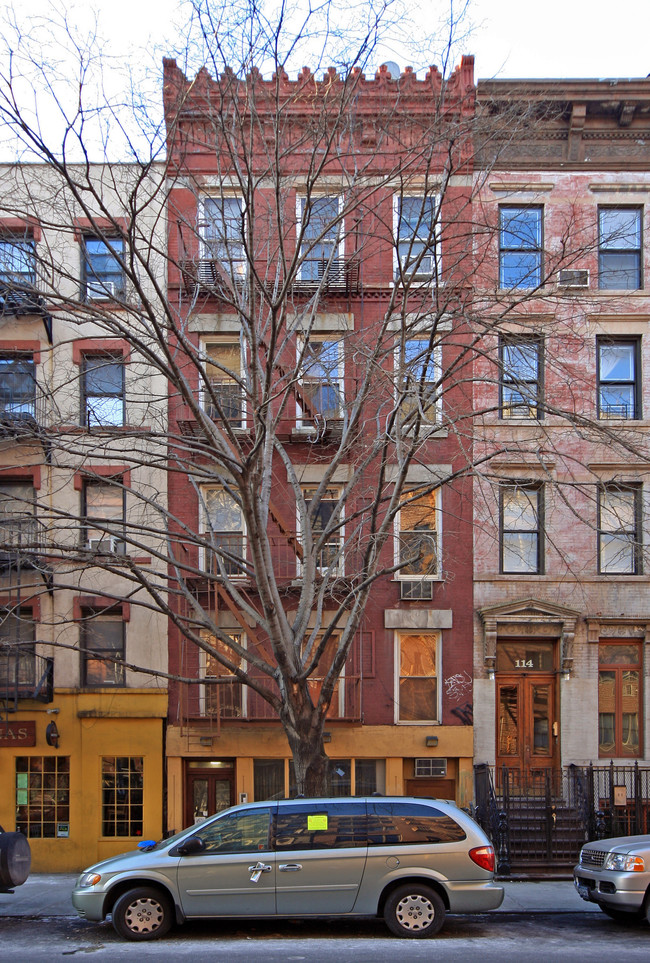 116 Saint Marks Pl in New York, NY - Foto de edificio - Building Photo