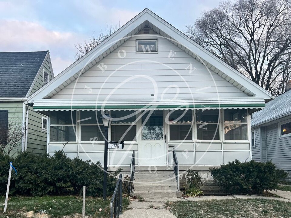 1928 Loxley Rd in Toledo, OH - Building Photo