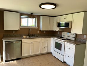 1708 S Durango St, Unit B in Tacoma, WA - Foto de edificio - Building Photo