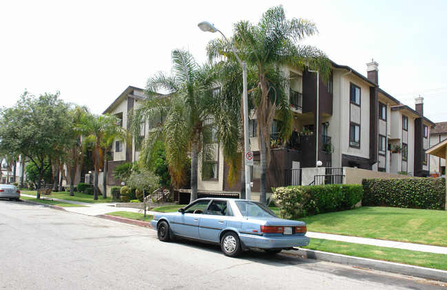 459 Vine St in Glendale, CA - Foto de edificio - Building Photo