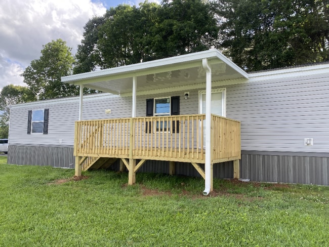 27 Jordans Star Way in Asheville, NC - Building Photo - Building Photo