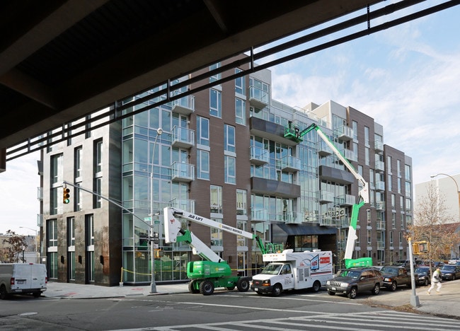 Leonard Pointe in Brooklyn, NY - Building Photo - Building Photo