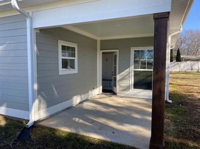 2905 9th Ave SW in Huntsville, AL - Building Photo - Building Photo